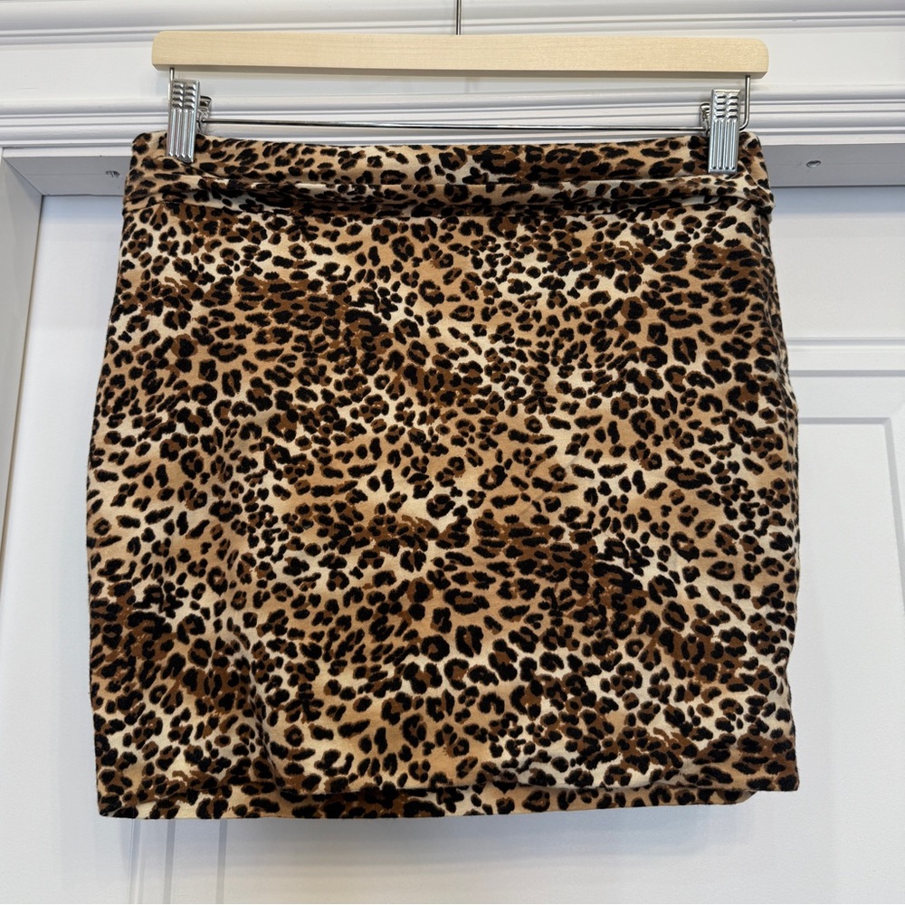Y2K WET SEAL FOLD OVER MINI SKIRT LEAOPARD 2000s LOW RISE MEDIUM